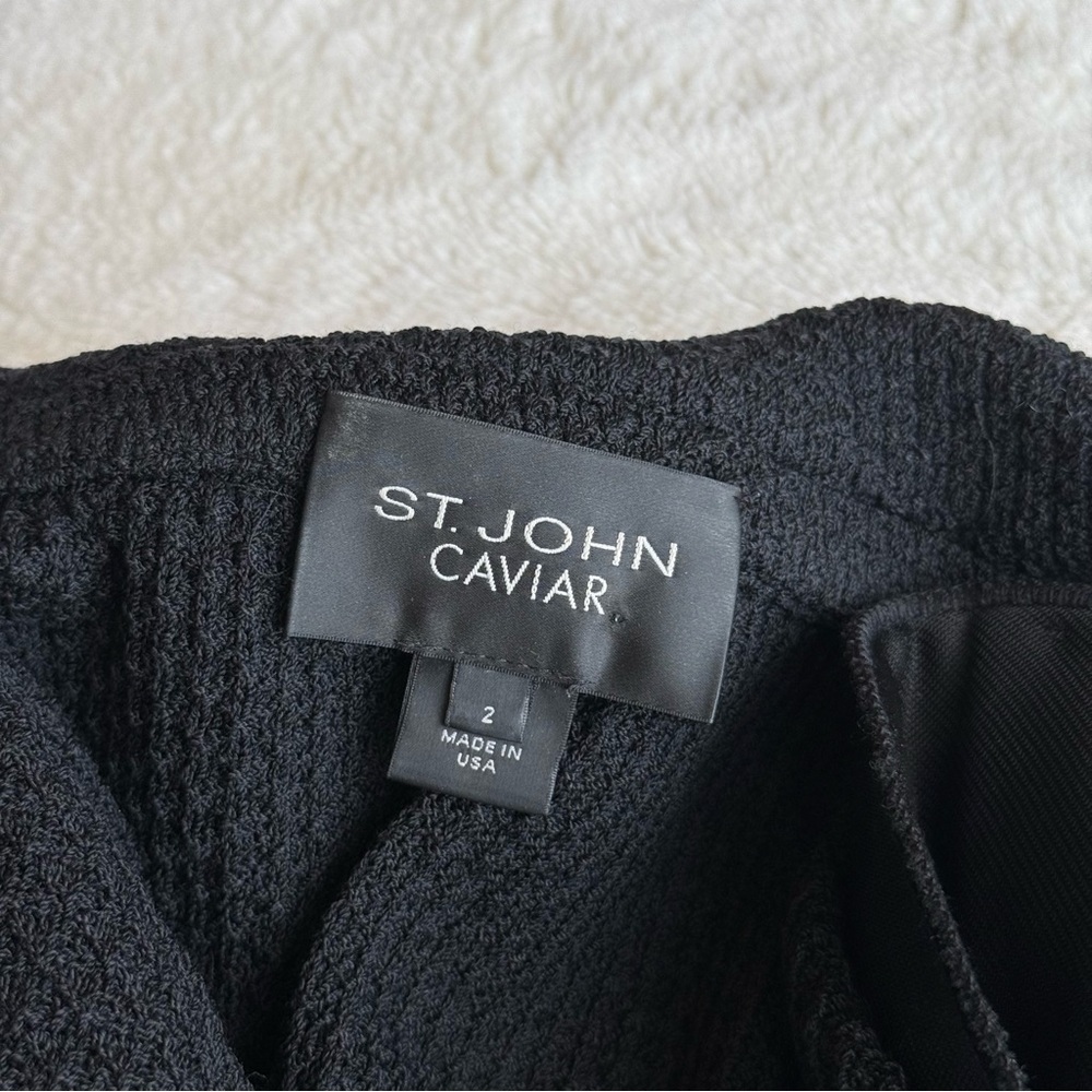 St. John Caviar Wool Blend Black Knit Dress (4) & Blazer (2) 2-Piece Set - Picture 9 of 14